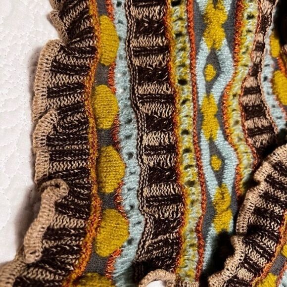 WOMAN WARM WINTER BEAUTIFUL TEXTURE DESIGN COLOURFUL RUFFLE SCARF MADE IN FRANCE - Picture 3 of 9